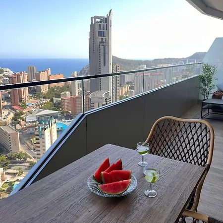 Sea View, 30th Floor, Garage, Heated Pool, Ac Lägenhet