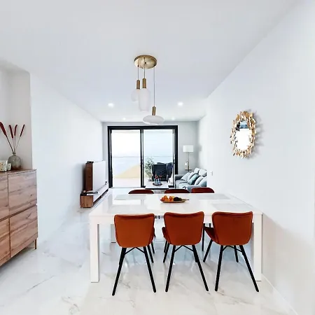 Sea View, 30th Floor, Garage, Heated Pool, Ac Апартаменты