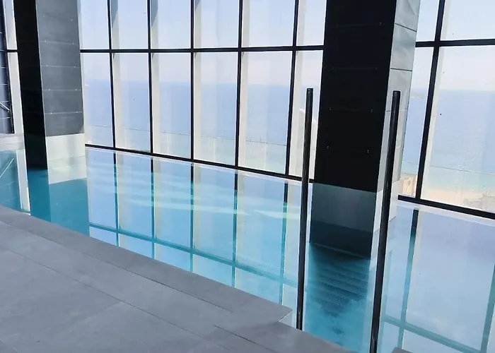 Апартаменты Sea View, 30th Floor, Garage, Heated Pool, Ac